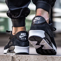 AIR MAX 90 ESSENTIAL