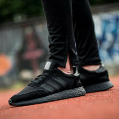 ADIDAS INIKI
