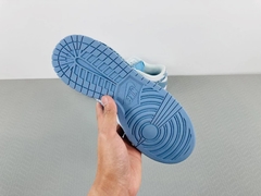 Imagem do Dunk Low "Blue Paisley"