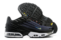 AIR MAX PLUS 3 na internet