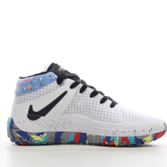 KD 13 "Home Team" na internet