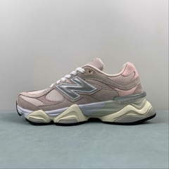 NB 9060 "Light Rose" na internet