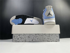 AIR JORDAN 4 RETRO ' UNIVERSITY BLUE ' na internet