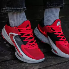 Zoom Freak 4 "University Red"