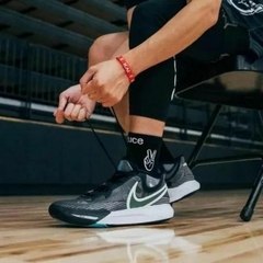 Kyrie 9 “ORCA"