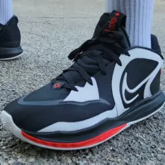 KYRIE LOW 5 "BRED"