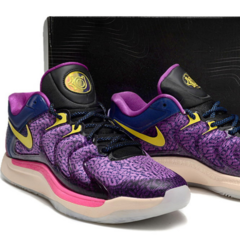 KD 17 "Travel Ball"