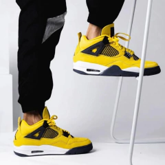 AIR JORDAN 4 RETRO "LIGHTNING"