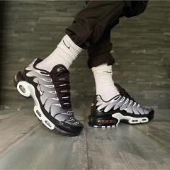 AIR MAX PLUS TN