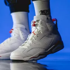 Air Jordan 6 Retro 'Red Oreo'