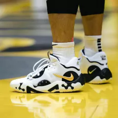 PG6 “White Black“