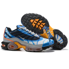 AIR MAX PLUS