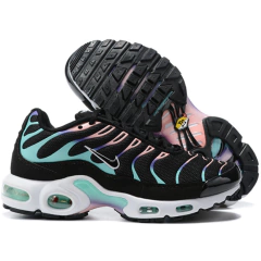 AIR MAX PLUS