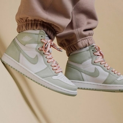 Air Jordan 1 High 'Seafoam'