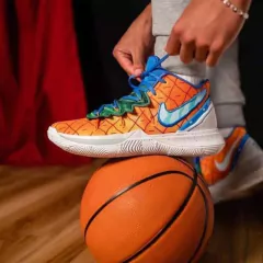 KYRIE 5 X SPONGEBOB SQUAREPANTS "PINEAPPLE HOUSE"