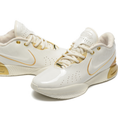 Lebron 21 'White Gold Metallic'