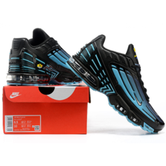 AIR MAX PLUS 3