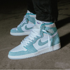 AIR JORDAN 1 RETRO HIGH OG ' TURBO GREEN '