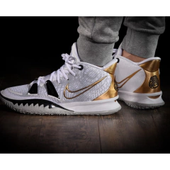 NIKE KYRIE 7 " RINGS "