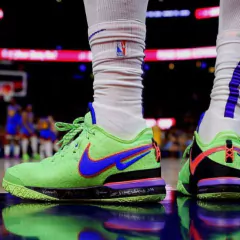 ZOOM LEBRON NXXT GEN