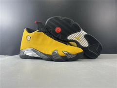 Imagem do Air Jordan 14 'Reverse Ferrari'