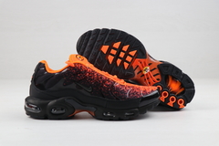 AIR MAX PLUS