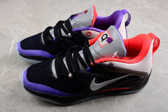 KD 15 9th Wonder x 'Producer Pack - Charles Douthit' - comprar online