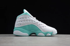 Air Jordan 13 “Aurora Green“ na internet
