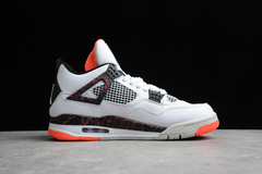 Air Jordan 4 Retro 'Hot Lava' na internet
