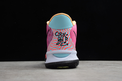Imagem do NIKE KYRIE 7 " CREATOR "