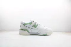 NB 550 'White Mint Green' na internet