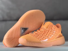 Kobe Low 3 - loja online