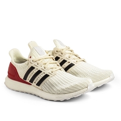 ULTRABOOST 4.0 na internet