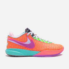 LeBron 20 'Chosen 1' na internet