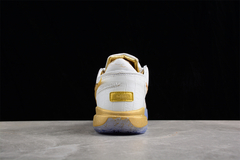 LeBron 20 "The Moment"