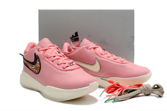Imagem do LeBron 20 ‘Pink Diamond’