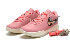 LeBron 20 ‘Pink Diamond’ - comprar online