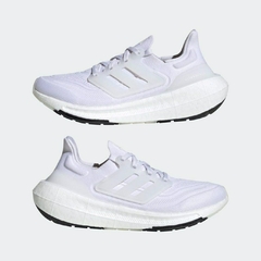 Ultraboost Light 23 Adidas - Off White na internet