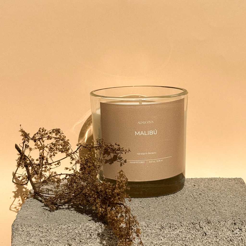 Vela Malibu de naranja y durazno