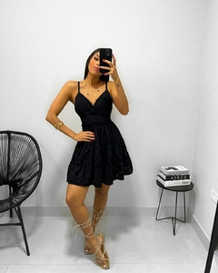 Vestido Mazu Laise na internet