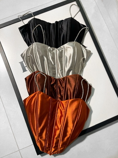 Cropped Corset Acetinado na internet