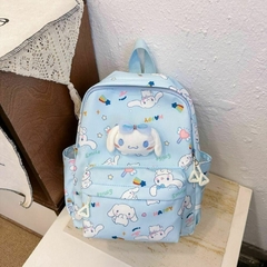 Mochila Estampada SANRIO con Pin - comprar online