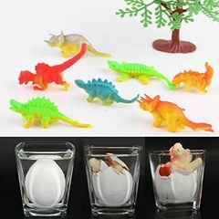 Animales crecen en agua en internet