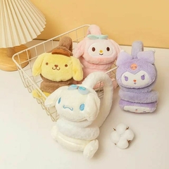 Orejeras SANRIO peluche - comprar online