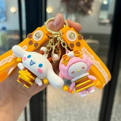 Imagen de Llavero SANRIO Cosplay Abejita