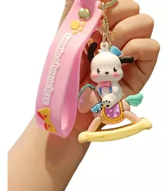 Llavero Sanrio CABALLITO MADERA silicona - Premavintage
