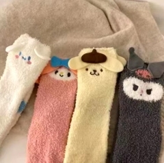 Medias SANRIO peluditas - comprar online
