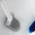 CEPILLO DE SILICONA PARA BAÑO CON SOPORTE ADHESIVO - comprar online