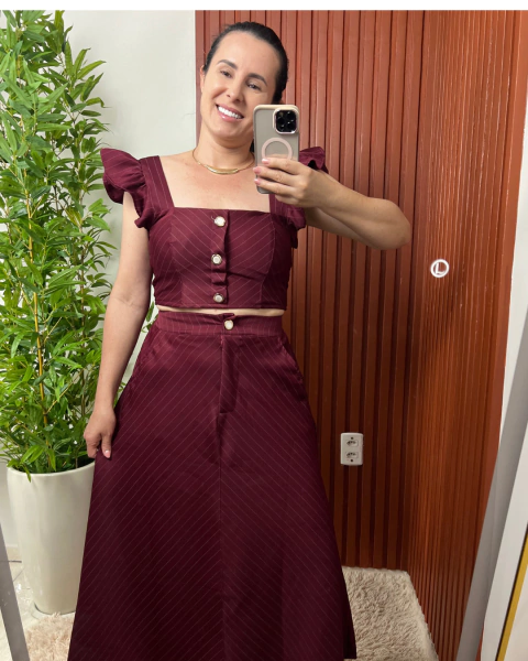 Conjunto saia longa com cropped - comprar online