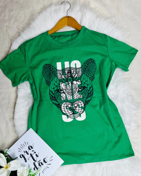 Blusa T-shirts onça